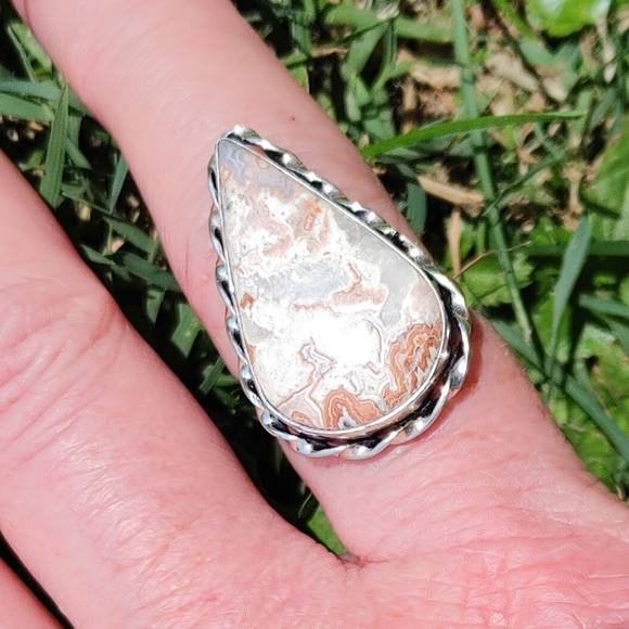 Scolecite Ring in 925 Sterling Silver Overlay (size 9) - Picture 4 of 13
